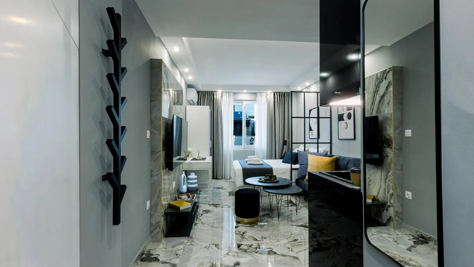Luxury Downtown Apartment F1 Grecia