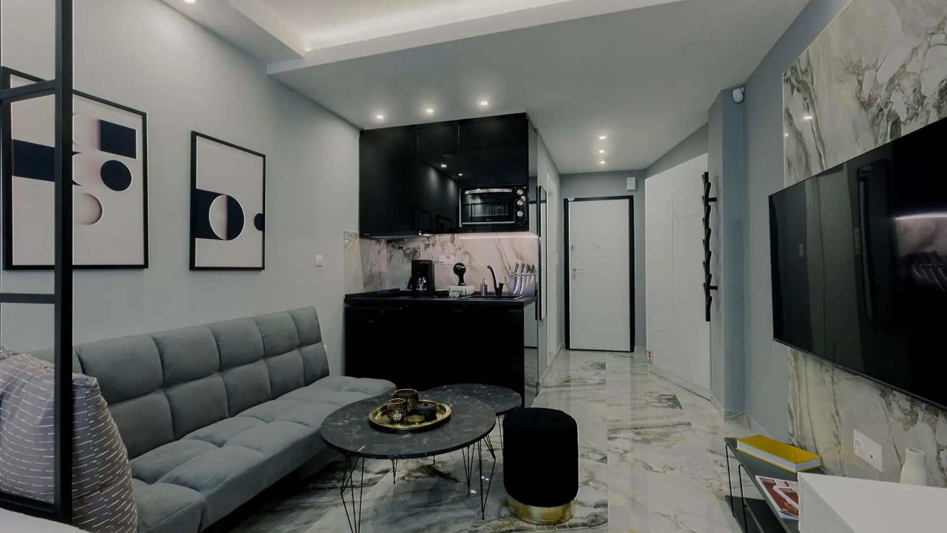 Luxury Downtown Apartment F1 Grecia