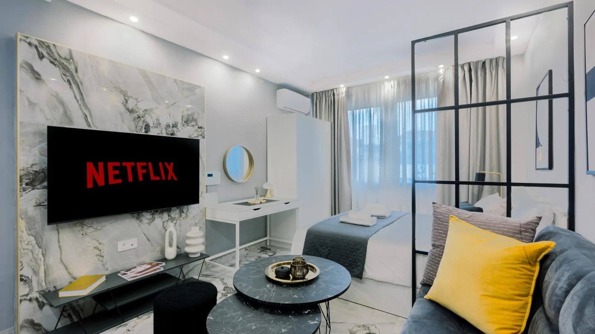 Luxury Downtown Apartment F1 سالونيك اليونان