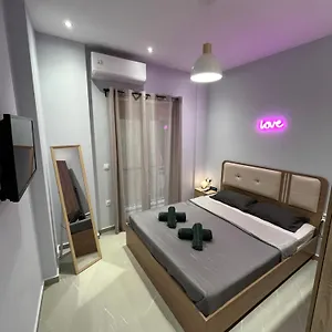  Διαμέρισμα Urban Rotonda Retreat In The City Center!