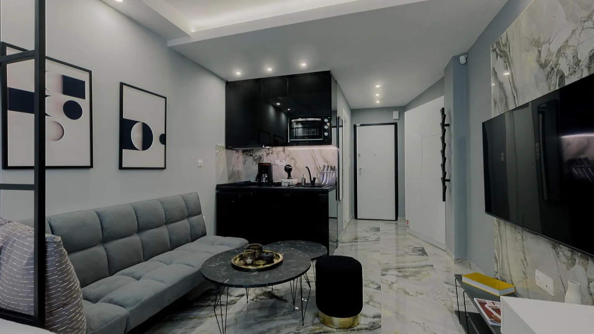Luxury Downtown Apartment F1  Thessaloniki